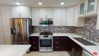 4520 Natick Ave in Los Angeles, CA - Building Photo