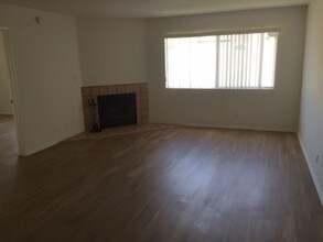 4303 Cedros Ave-Unit -103 in Los Angeles, CA - Building Photo - Building Photo