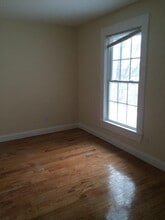 406 Pawtucket St, Unit 7 in Lowell, MA - Building Photo - Building Photo
