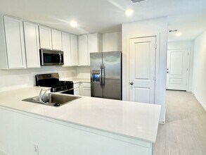 1487 Cactus Rose Dr in Conroe, TX - Building Photo - Building Photo