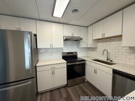 53 Hill Rd, Unit 704 in Belmont, MA - Building Photo