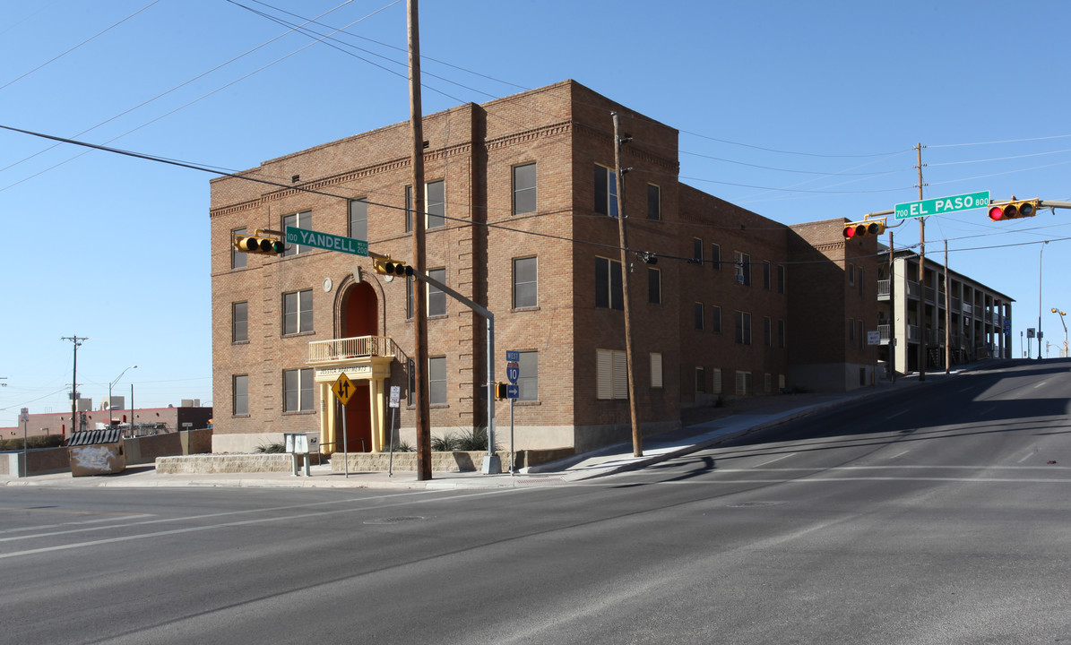 Jessica Apartments in El Paso, TX - Building Photo