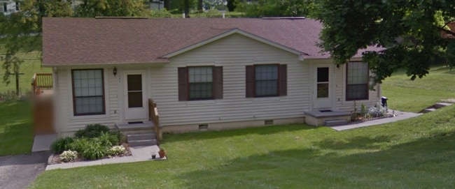 property at 145 Thelma Ln NE