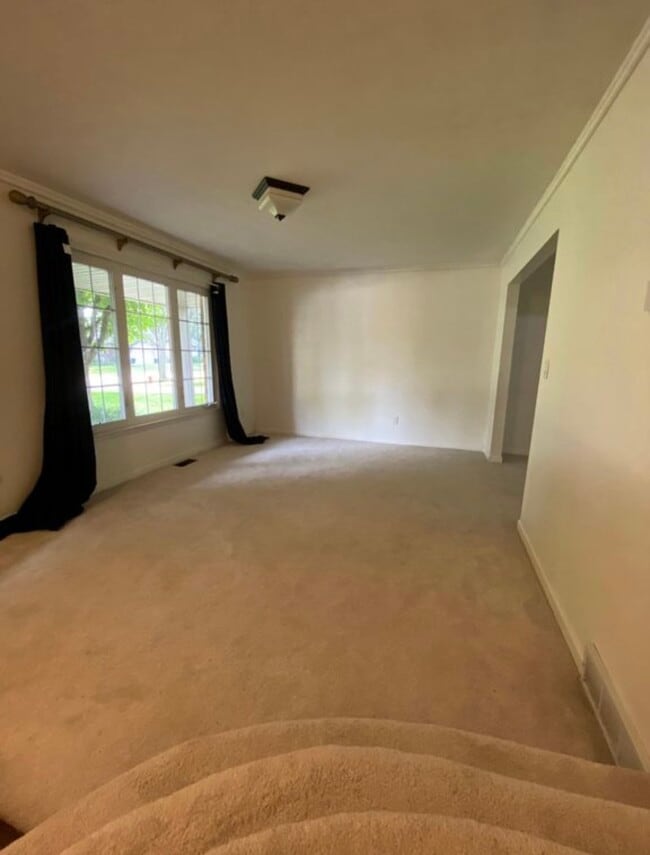 2309 Cumberland Dr in Troy, MI - Building Photo - Building Photo