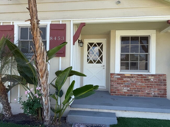 8453 Webb Ave in Los Angeles, CA - Building Photo - Building Photo