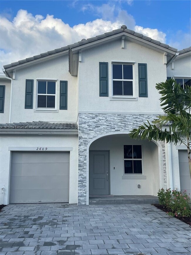 property at 2609 SE 10th St