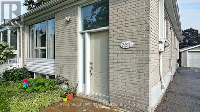 351 Taylor Mills Dr N in Richmond Hill, ON - Building Photo - Building Photo