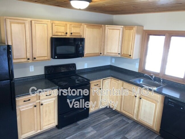 property at 424 6th Ave NE