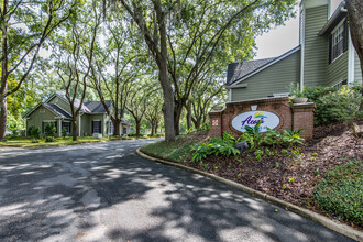 Acasa Plantations at Pine Lake in Tallahassee, FL - Foto de edificio - Building Photo