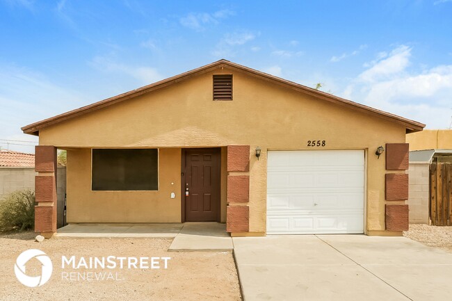 property at 2558 E Broadway Rd