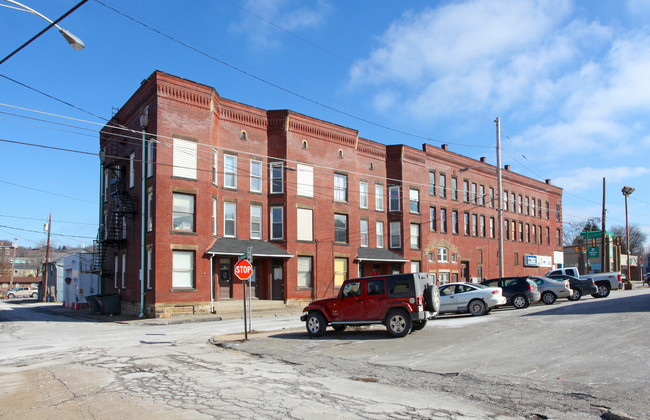 300-312 N Main St in Butler, PA - Building Photo - Building Photo