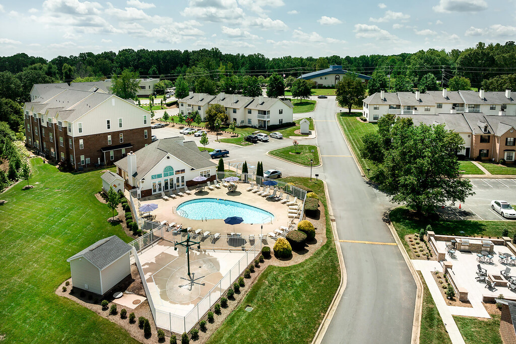 Mills Creek Apartments in Gastonia, NC