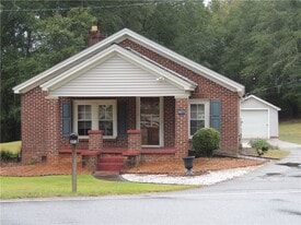 803 Kings Rd in Anderson, SC - Building Photo