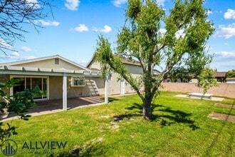 8730 La Colonia Ave in Fountain Valley, CA - Building Photo - Building Photo