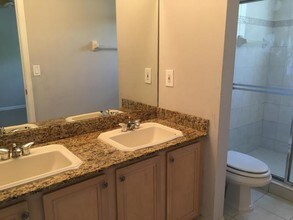 4712 Palmbrooke Cir-Unit -N/A in West Palm Beach, FL - Building Photo - Building Photo
