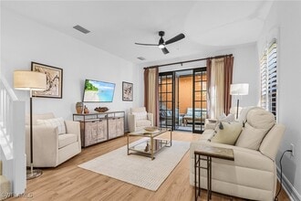 9118 Chula Vista St in Naples, FL - Building Photo - Building Photo