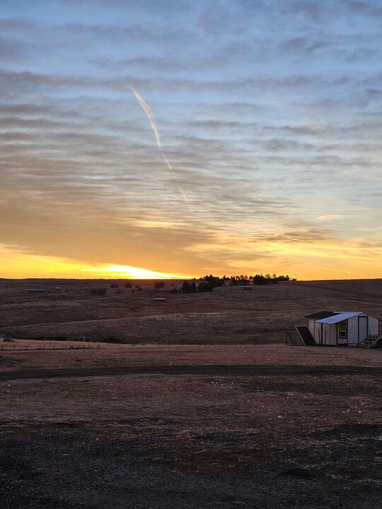 1375 Outter Marker Rd in Castle Rock, CO - Foto de edificio