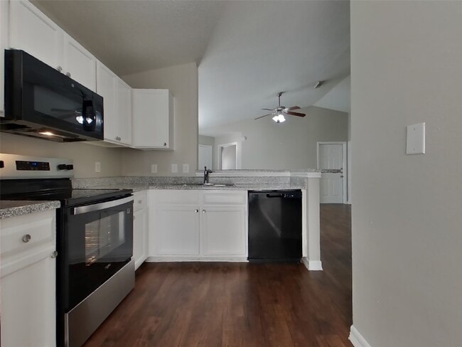 property at 3155 Boynton Dr