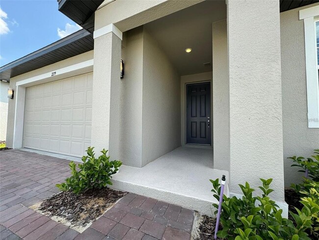 2279 Bear Peak Dr in Minneola, FL - Building Photo - Building Photo