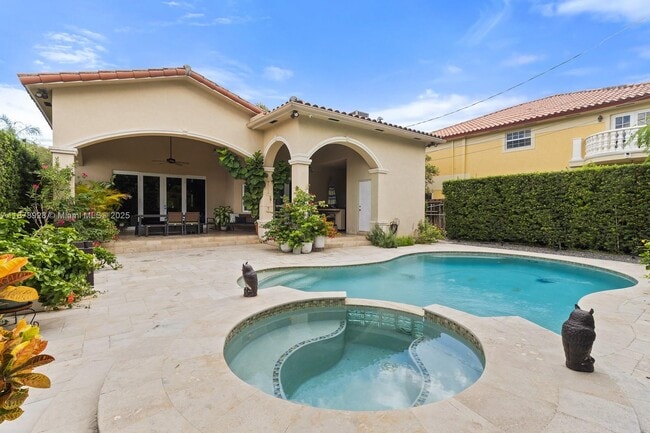 property at 718 SW 26th Rd