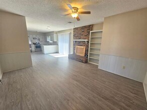 1611 NW Black Mesa Dr in Lawton, OK - Building Photo - Building Photo