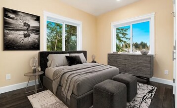 12614 Ambaum Blvd SW in Burien, WA - Foto de edificio - Building Photo