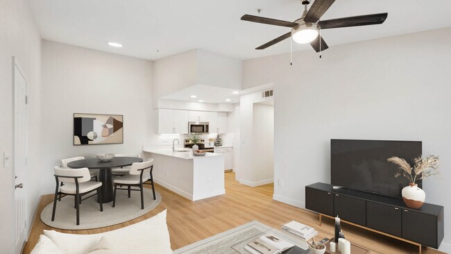 Mill Creek in Milpitas, CA - Foto de edificio - Building Photo