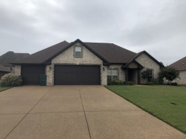 property at 198 Shadow Creek Ln