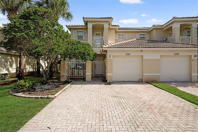 17095 NW 23rd St in Pembroke Pines, FL - Building Photo - Building Photo