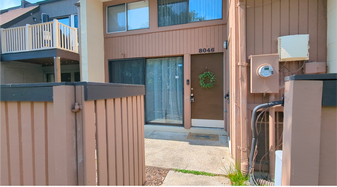 8046 Pantano Pl in Alexandria, VA - Building Photo