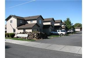 2053 SW Timber Ave in Redmond, OR - Foto de edificio - Building Photo