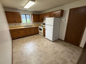 511 6th St NE in Watertown, SD - Building Photo - Building Photo