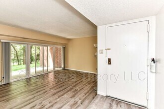 11831 Shire Ct in Reston, VA - Building Photo - Building Photo