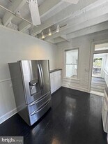 50 E South St in Frederick, MD - Building Photo