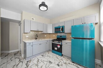 7548 S Harvard Ave in Chicago, IL - Building Photo - Building Photo