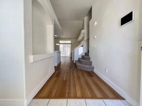 8704 Autumn Valley Ave in Las Vegas, NV - Building Photo - Building Photo