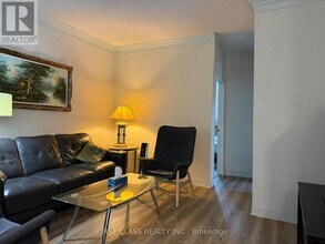 366 Lippincott St in Toronto, ON - Building Photo - Building Photo