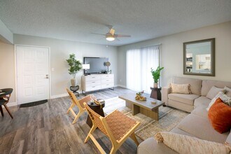 Solstice CO in Aurora, CO - Foto de edificio - Building Photo