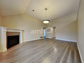 6768 Cassidy Dr in Walls, MS - Building Photo - Building Photo