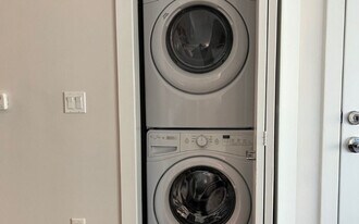 3380 Peachtree Rd NE in Atlanta, GA - Building Photo