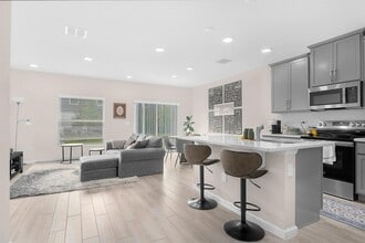 5070 Rain Shadow Dr in St. Cloud, FL - Building Photo - Building Photo