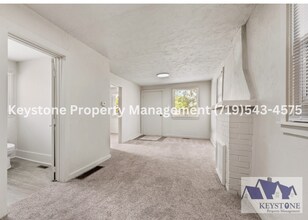 1709 Belmont Ave in Pueblo, CO - Foto de edificio - Building Photo