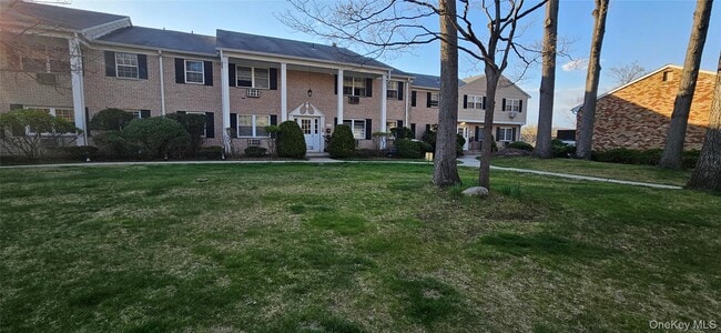 276 Parkside Dr in Suffern, NY - Building Photo - Building Photo