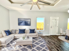 3301 Chloe Ave-Unit -2 in Edinburg, TX - Building Photo - Building Photo