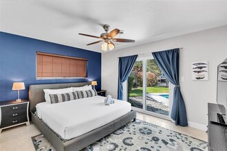2225 NE 20th Ave in Wilton Manors, FL - Building Photo - Building Photo