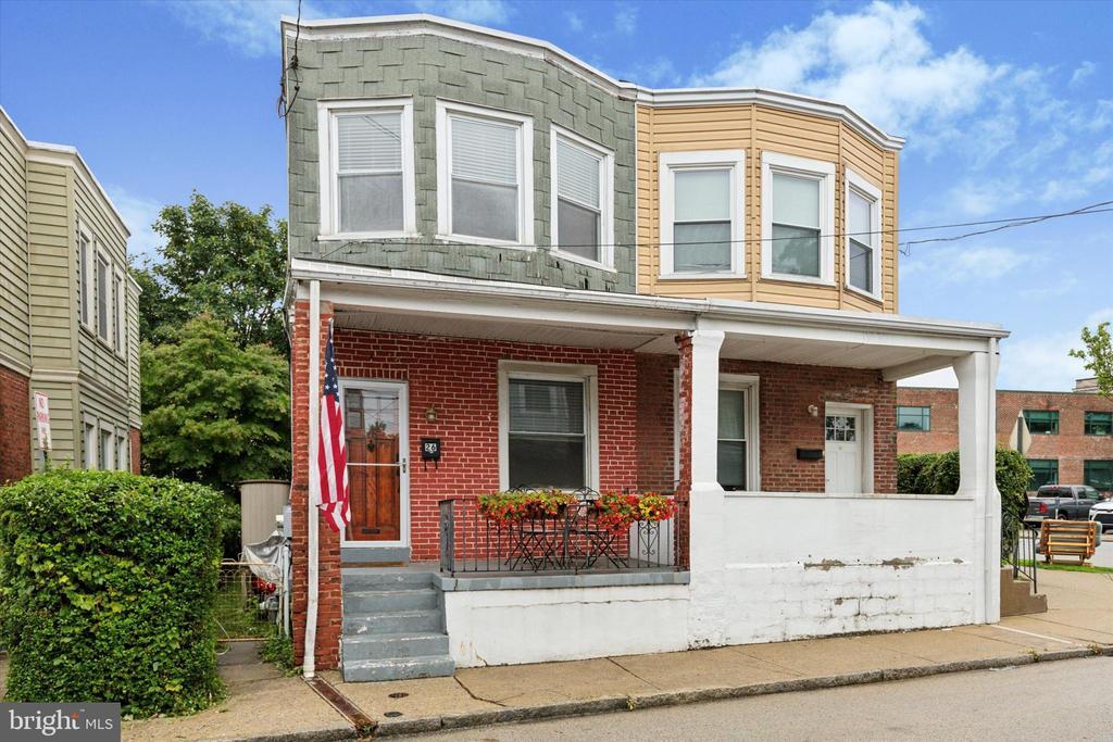26 S Cricket Terrace in Ardmore, PA - Building Photo