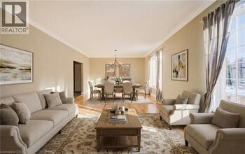 4075 Victoria Rd S in Puslinch, ON - Building Photo - Building Photo