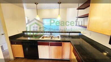 4340 S Highland Dr in Salt Lake City, UT - Building Photo - Building Photo