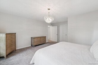 1815 Bainsbridge St in Howell, MI - Building Photo - Building Photo