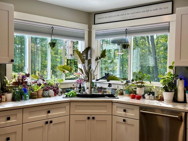 525 W Giles Rd in Muskegon, MI - Building Photo - Building Photo